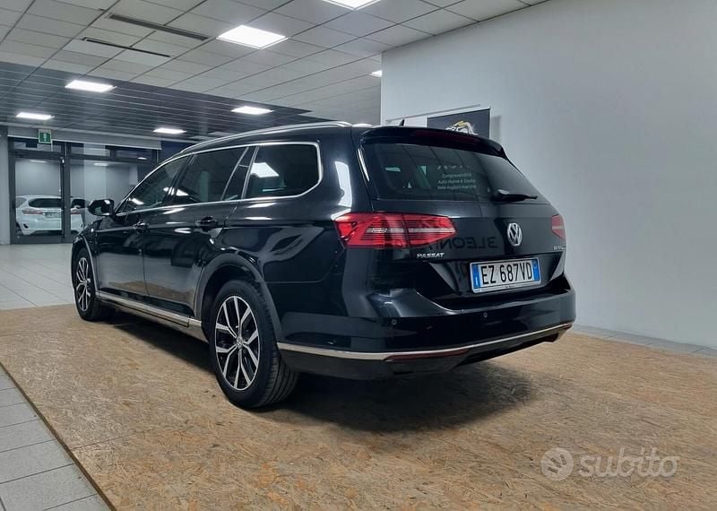 Usata VW Passat Executive 150 CV (110 kW) 2015 Nero Station wagon