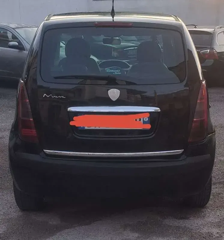 Usata Lancia Musa 95 CV (69 kW) 2006 Monovolume