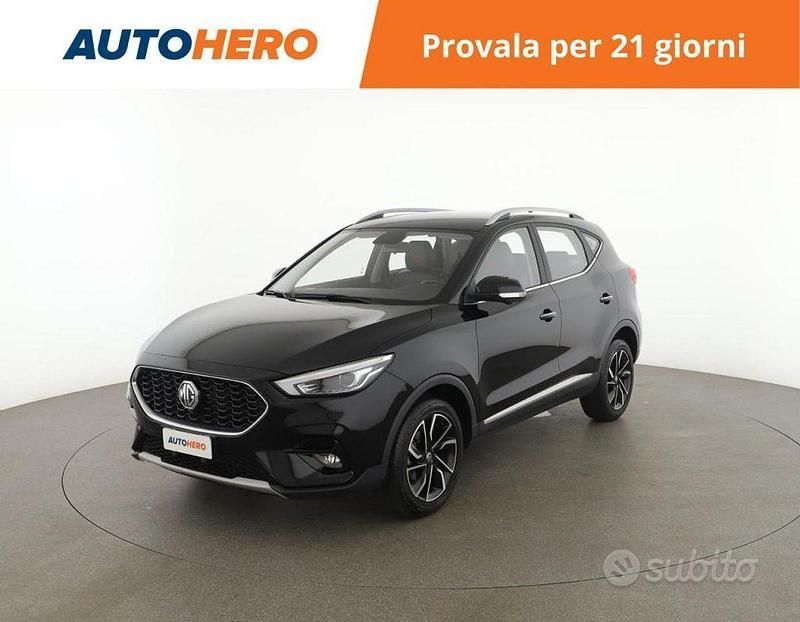 Usata MG ZS 106 CV (77 kW) 2023 Nero Berlina