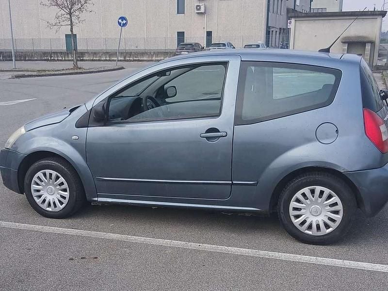 Occasion Citroën C2 Seduction 60 ch (44 kW) 2006 Gris Citadine