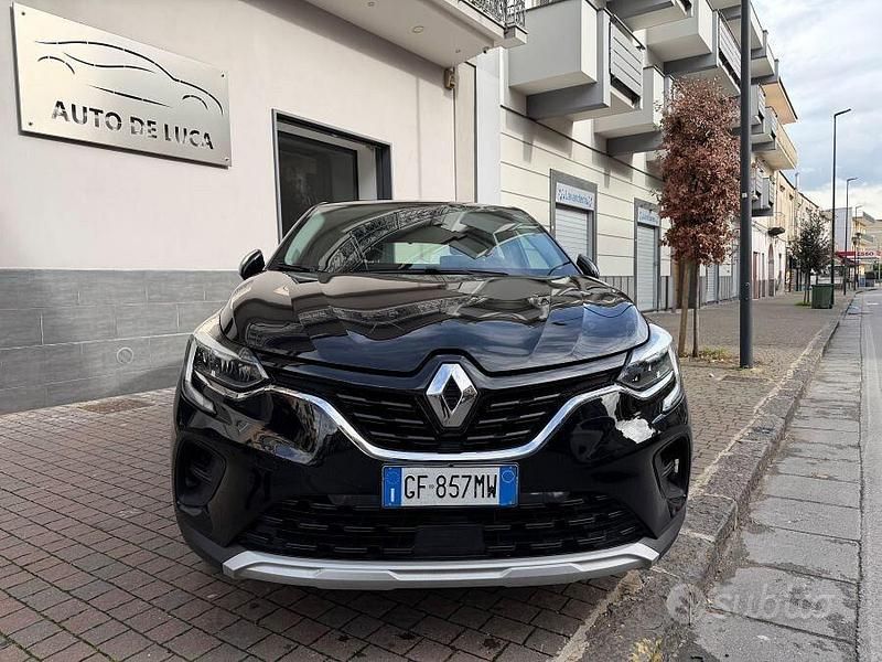 Usata Renault Captur Intens 100 CV (73 kW) 2022 Nero SUV