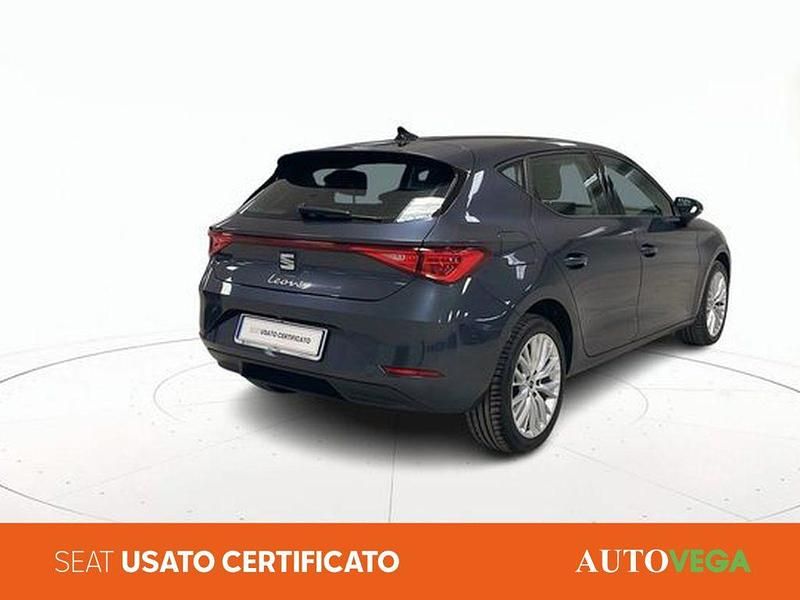 Usata Seat Leon Business 150 CV (110 kW) 2024 Vari colori / pastello Berlina