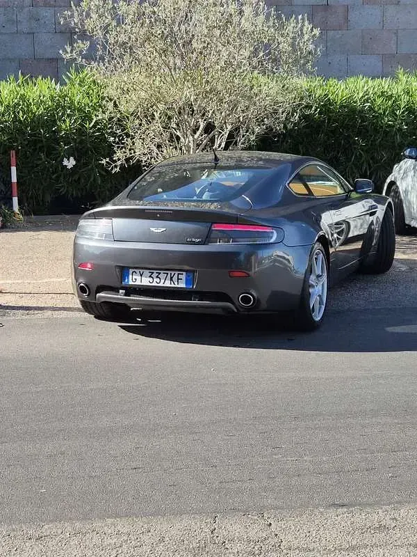 Usata Aston Martin Vantage 385 CV (283 kW) 2005 Grigio Coupé