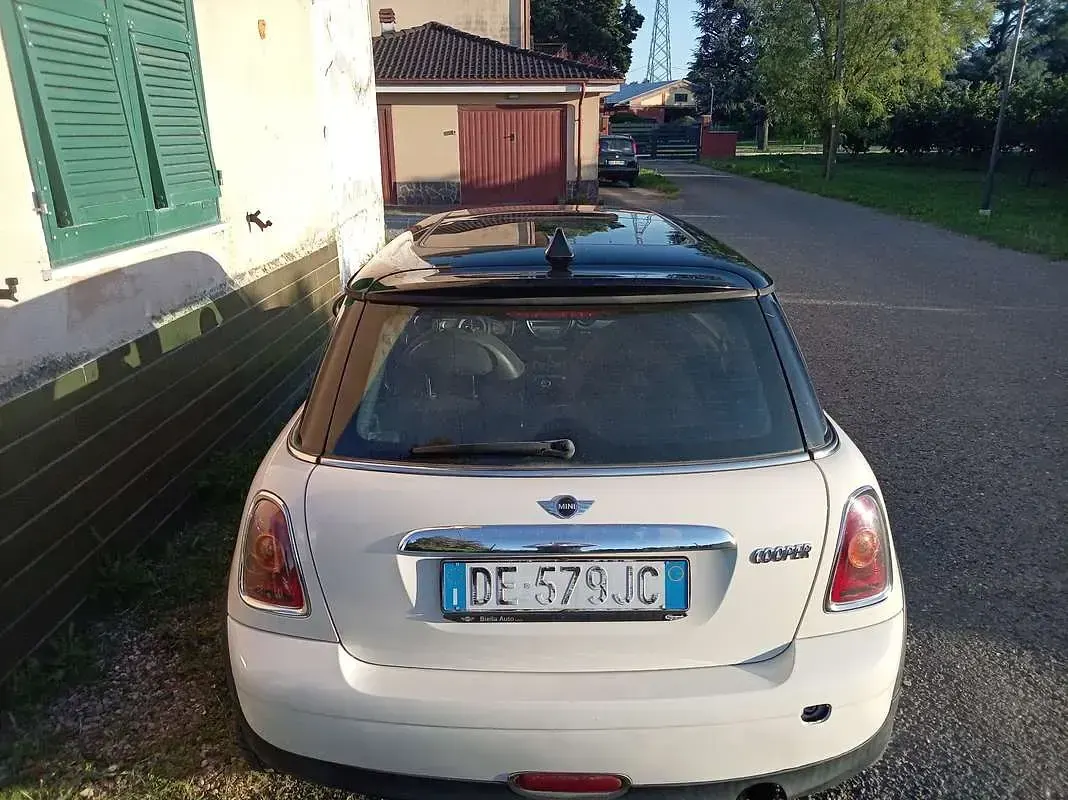 Usata Mini Cooper D 116 CV (85 kW) 2006 Utilitaria