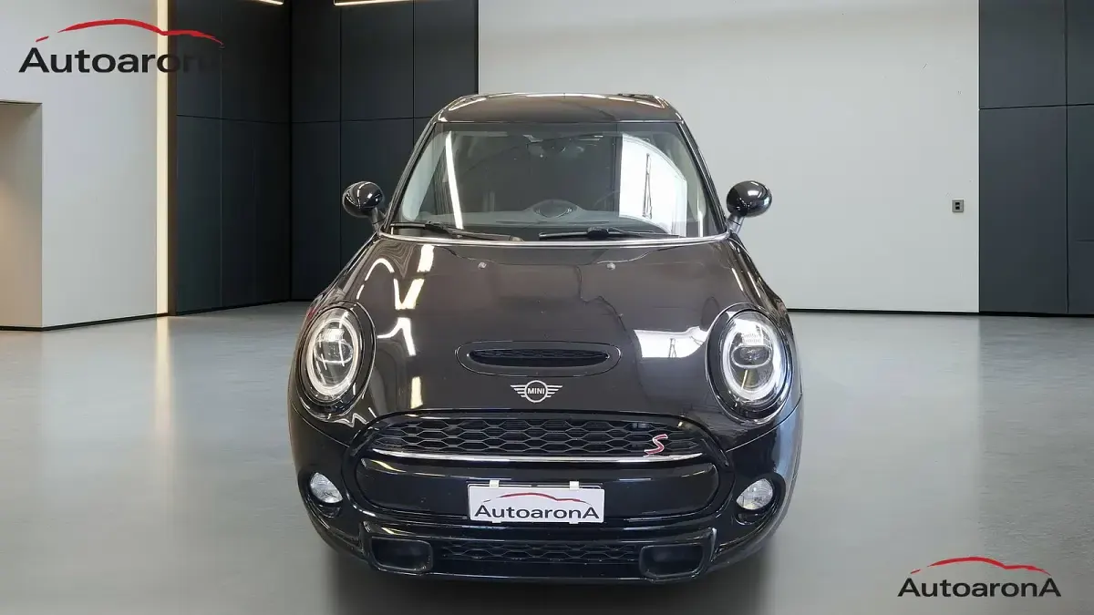 Usata Mini Cooper SD Hype 170 CV (125 kW) 2019 Nero Utilitaria