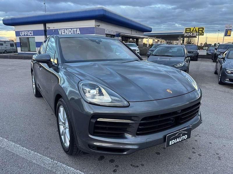 Grigio Usata 2021 Porsche Cayenne SUV | 61.500 € (Super prezzo) - Immagine 1/4