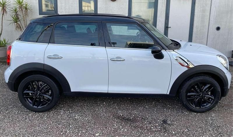Usata Mini Cooper D Countryman 111 CV (81 kW) 2016 Bianco SUV