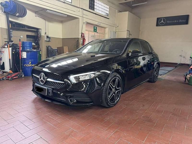 Usata Mercedes A180 Premium 116 CV (85 kW) 2021 Berlina