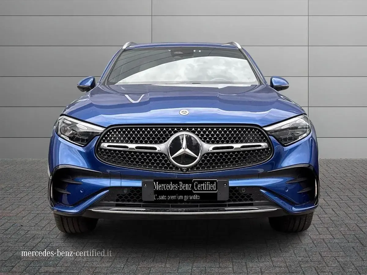 Usata Mercedes GLC300 AMG Line Premium 197 CV (144 kW) 2023 Blu spettrale SUV