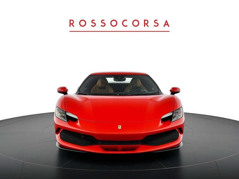 Usata Ferrari 296 829 CV (609 kW) 2024 Rosso corsa Coupé