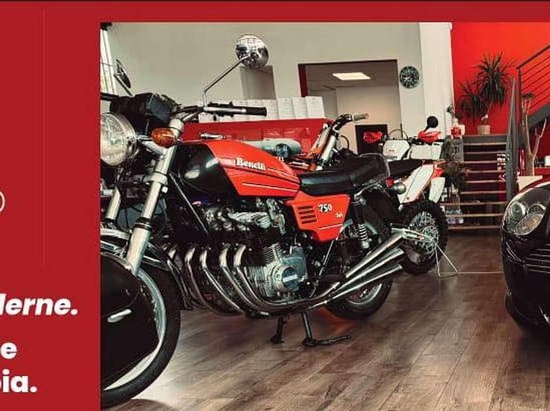 Usata Mini Cooper Chili 136 CV (100 kW) 2015 Tetto di colore bianco Utilitaria