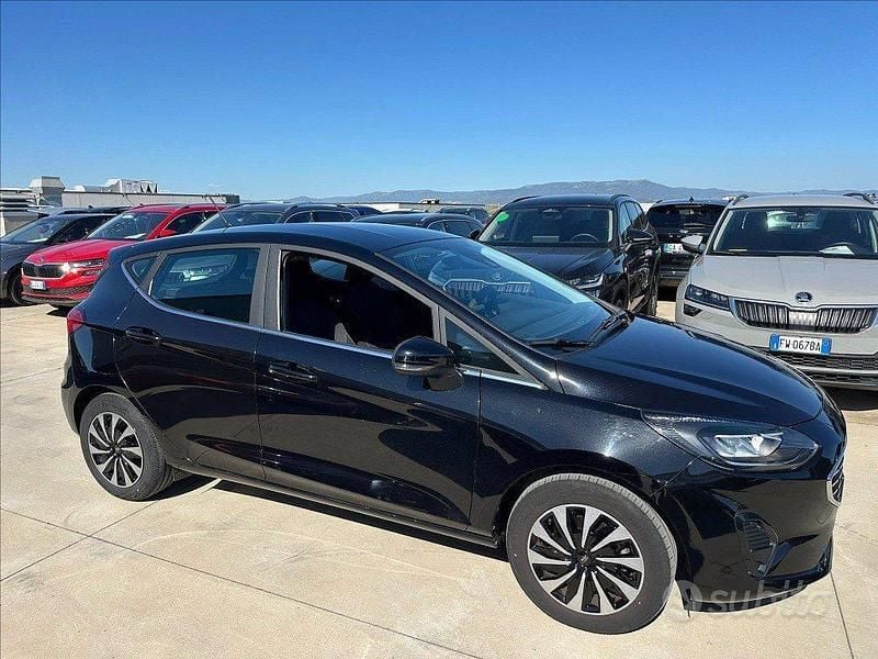 Usata Ford Fiesta Titanium 75 CV (55 kW) 2024 Nero Berlina