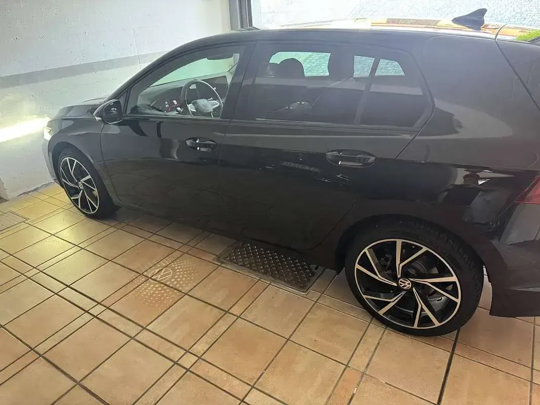 Usata VW Golf VIII Edition 150 CV (110 kW) 2025 Nero Berlina