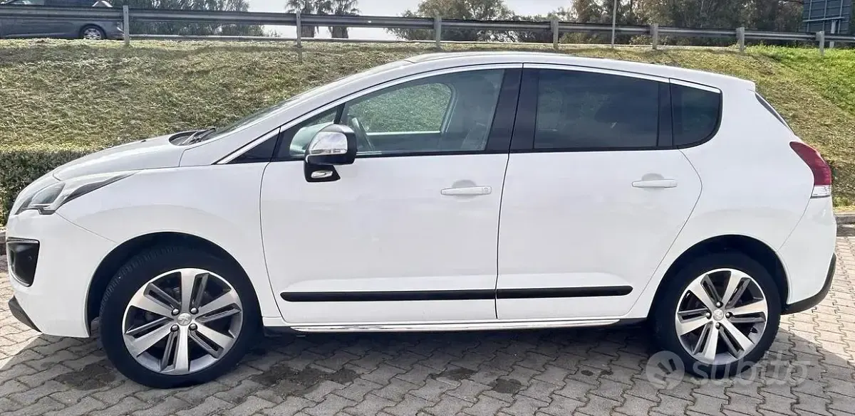 Usata Peugeot 3008 120 CV (88 kW) 2016 Station wagon