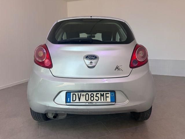 Usata Ford Ka Plus 69 CV (50 kW) 2009 Argento(met.) Utilitaria