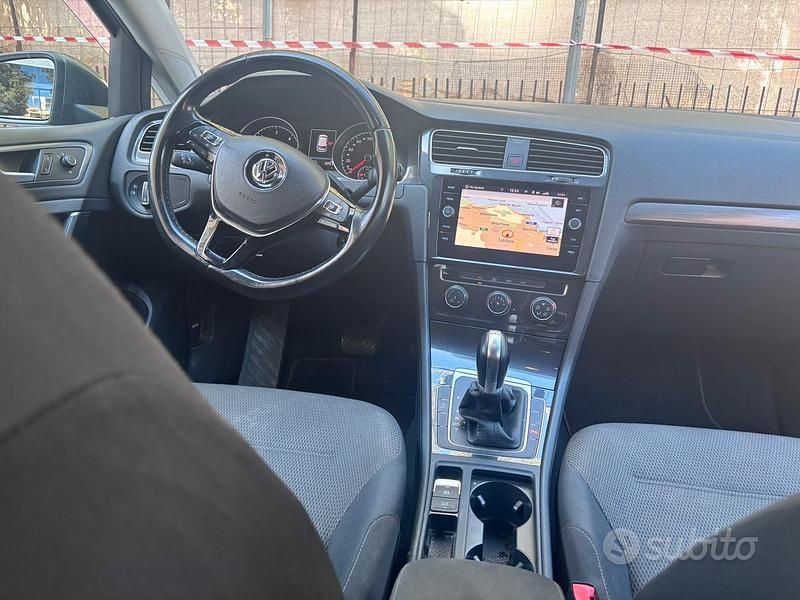 Usata VW Golf VII 115 CV (84 kW) 2019 Grigio Utilitaria