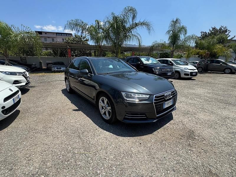 Usata Audi A6 Business 190 CV (139 kW) 2016 Nero Station wagon
