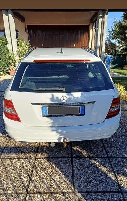 Usata Mercedes C220 Classic 150 CV (110 kW) 2012 Station wagon