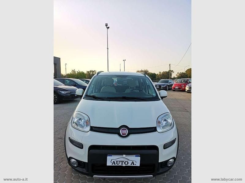 Usata Fiat Panda 4x4 S 86 CV (63 kW) 2013 Bianco Utilitaria