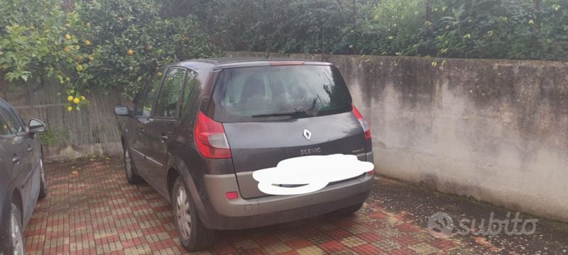 Grigio Usata 2007 Renault Scénic II Monovolume | 1000 € (Super prezzo) - Immagine 1/4
