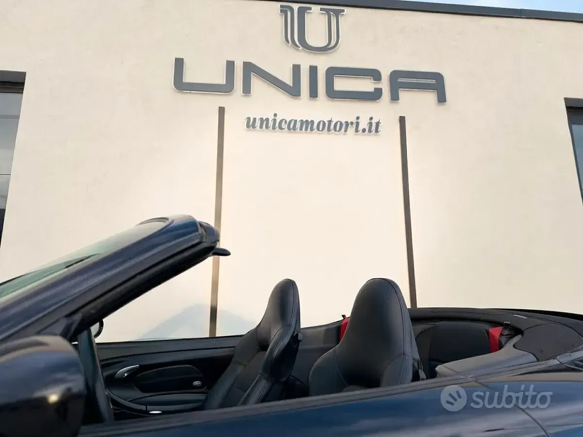 Usata Porsche 911 Carrera Cabriolet 320 CV (235 kW) 2004 Nero Cabrio