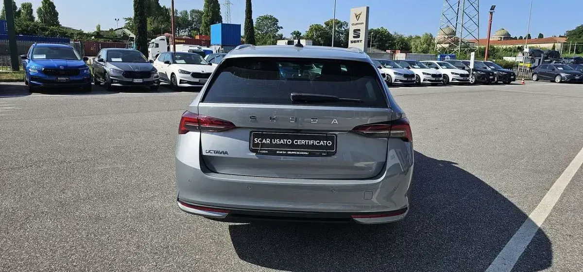 Nuova Skoda Octavia Style 150 CV (110 kW) 2026 Argento Station wagon