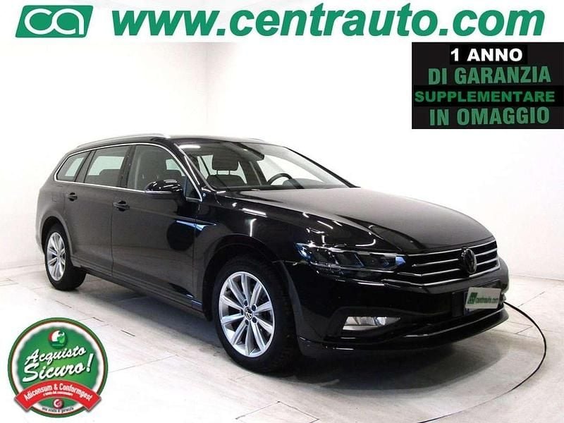Usata VW Passat Business 122 CV (89 kW) 2023 Nero Station wagon