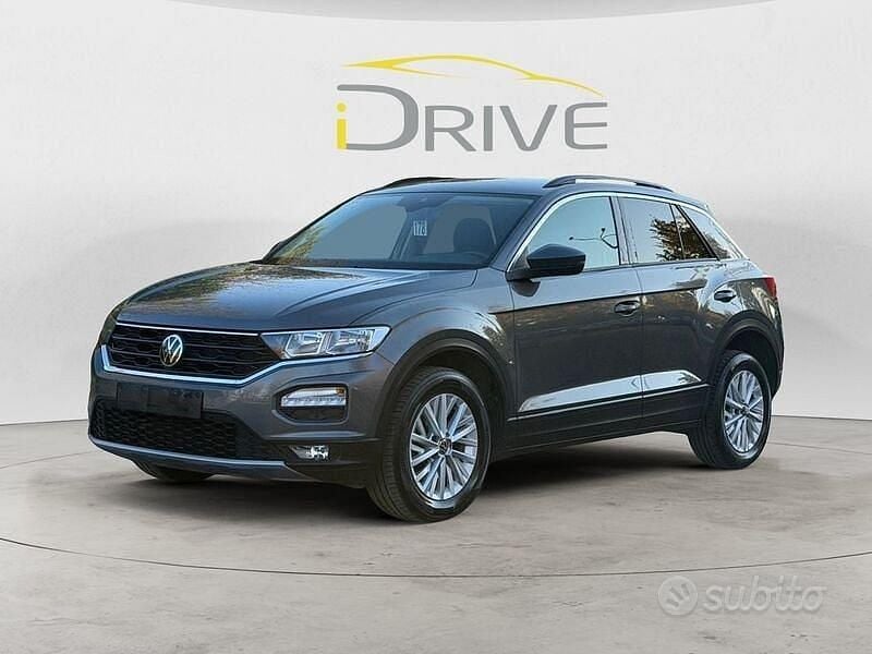 Usata VW T-Roc 110 CV (80 kW) 2021 Grigio SUV