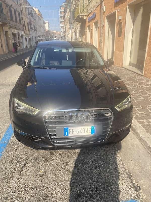 Usata Audi A3 110 CV (80 kW) 2015 Marrone Berlina