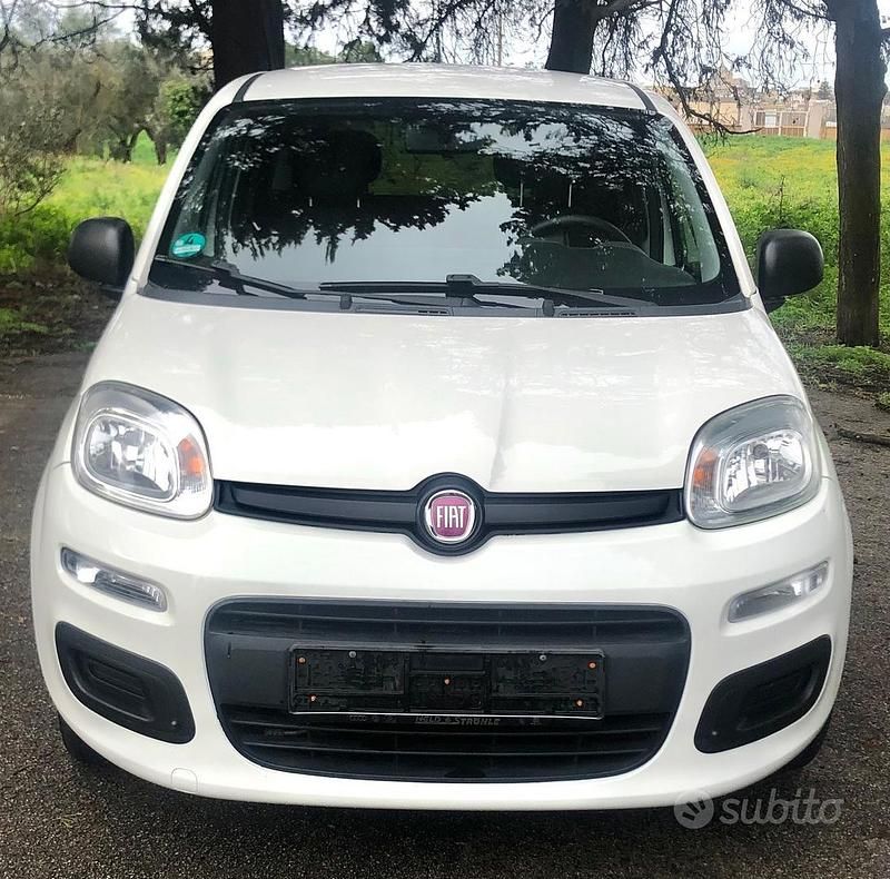 Bianco Usata 2013 Fiat Panda Easy Tre volumi | 6600 € (Buon prezzo) - Immagine 1/4