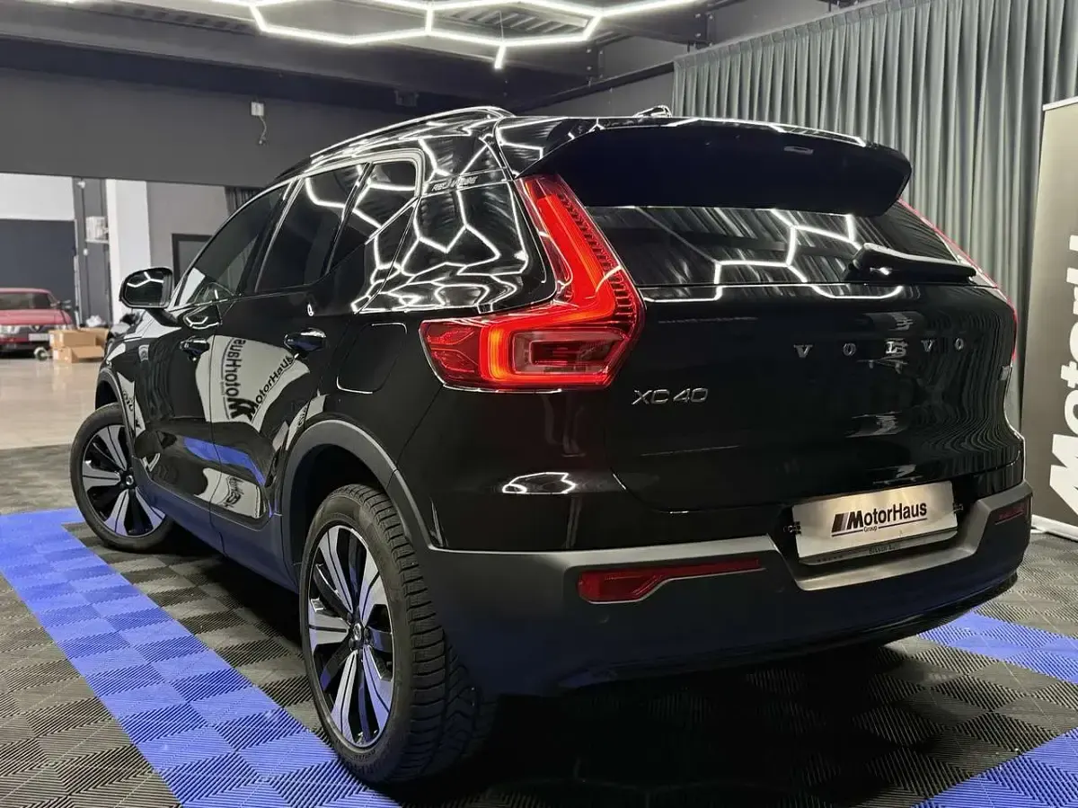 Usata Volvo XC40 Core 80 kW (109 CV) 2023 Nero SUV