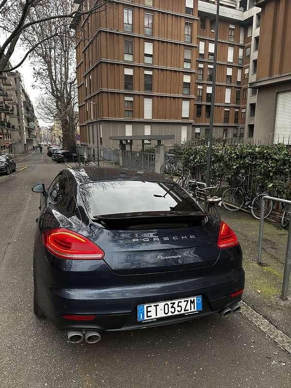 Usata Porsche Panamera 250 CV (183 kW) 2014 Utilitaria