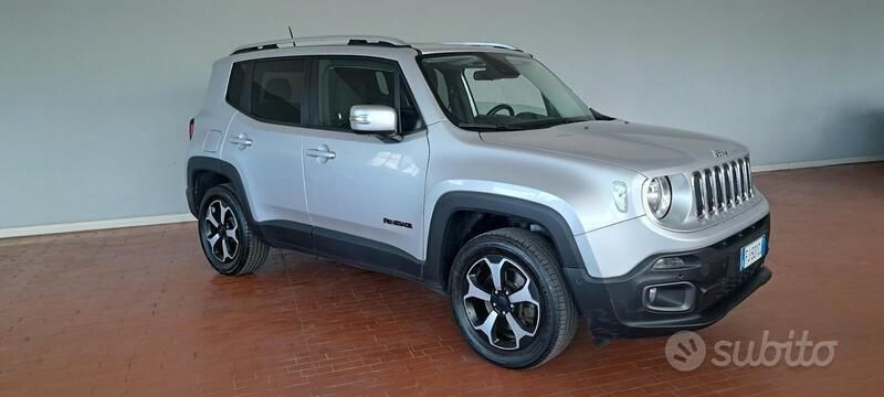 Usata Jeep Renegade Limited 140 CV (102 kW) 2017 Argento SUV