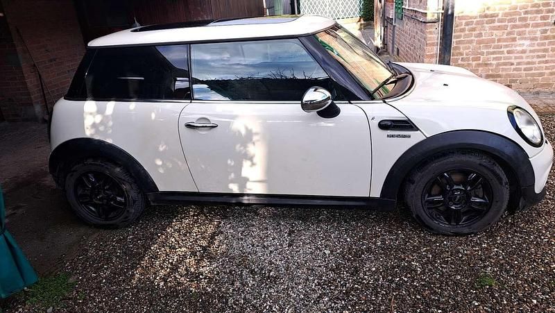 Usata Mini Cooper D 111 CV (81 kW) 2011 Utilitaria