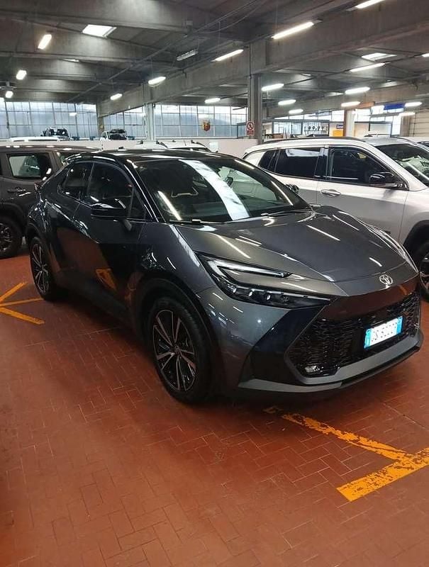 Usado Toyota C-HR Lounge 98 CV (72 kW) 2024 Other SUV