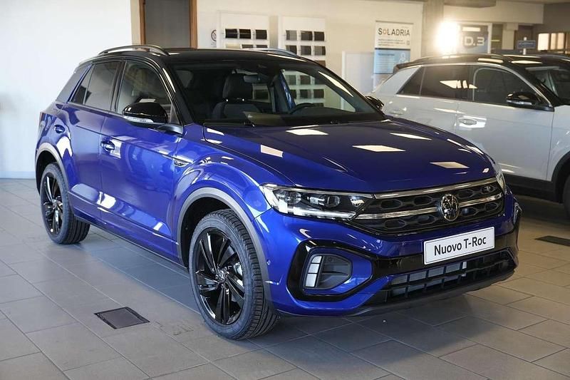 Usata VW T-Roc R-line Plus 116 CV (85 kW) 2024 Lapiz blue SUV
