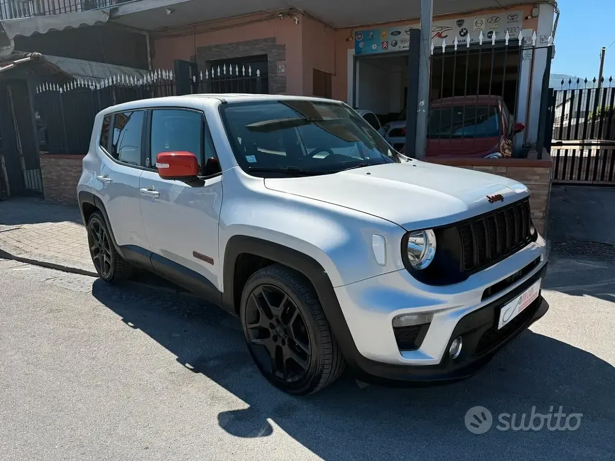 Usata Jeep Renegade Limited 120 CV (88 kW) 2020 Grigio SUV