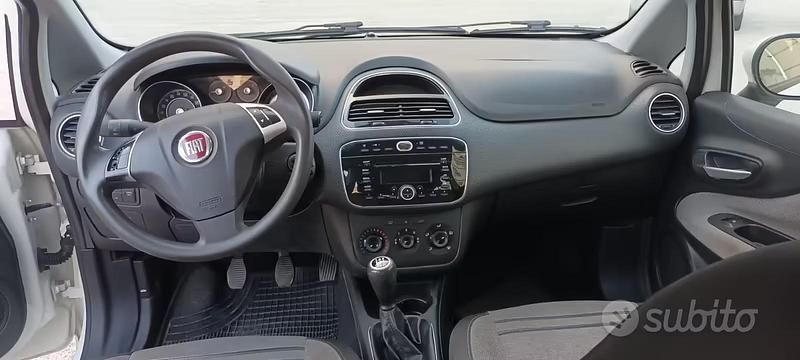 Usata Fiat Punto 2010 Bianco Utilitaria