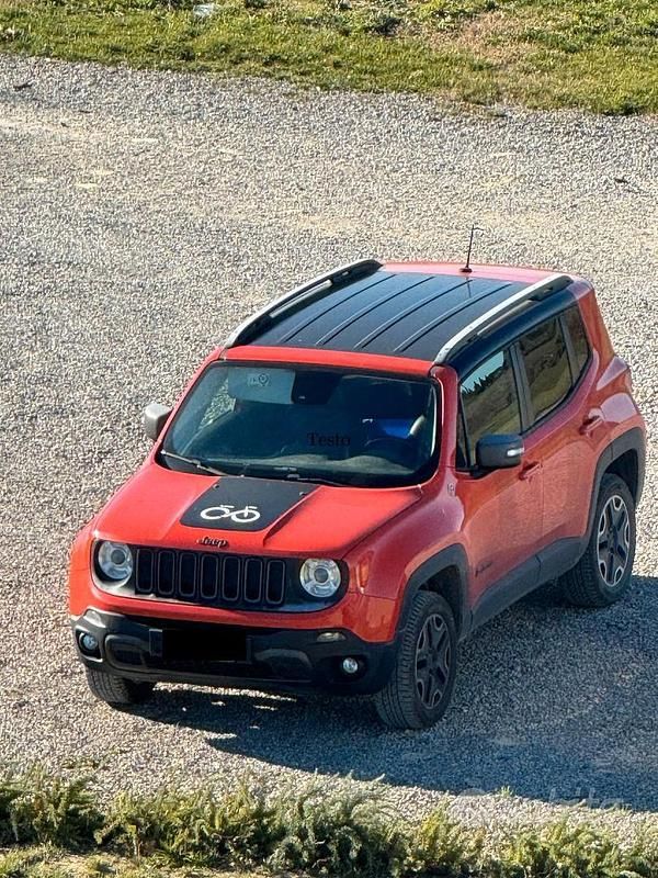 Usata Jeep Renegade Trailhawk 170 CV (125 kW) 2014 Arancione SUV
