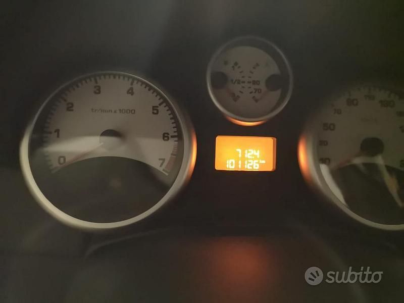 Usata Peugeot 207 95 CV (69 kW) 2008 Nero Berlina