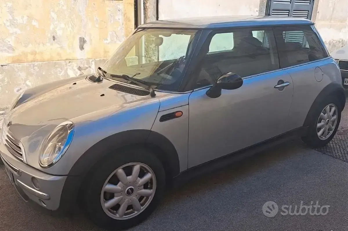 Usata Mini One D 75 CV (55 kW) 2004 Grigio Utilitaria