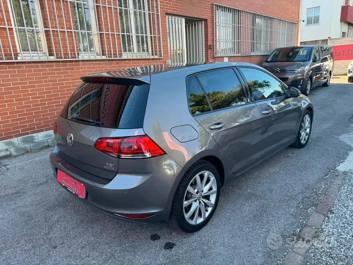 Usata VW Golf VII Highline 122 CV (89 kW) 2014 Grigio Berlina