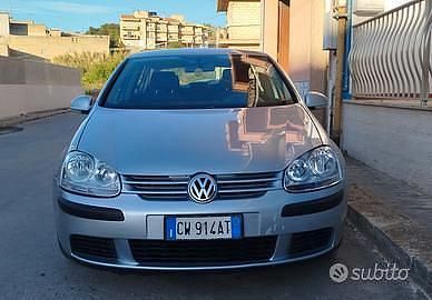 Usata VW Golf V 2006 Grigio Utilitaria