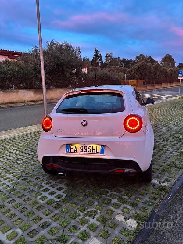 Usata Alfa Romeo MiTo 85 CV (62 kW) 2013 Utilitaria