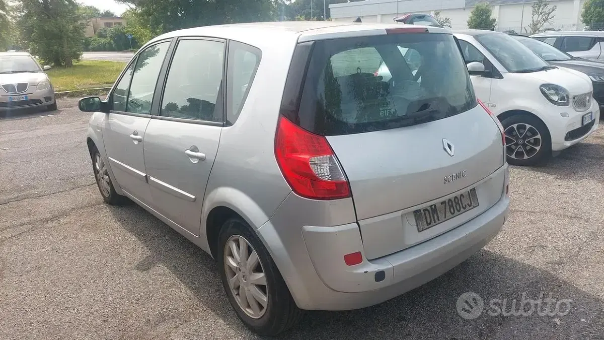 Usata Renault Scenic E-Tech 130 CV (95 kW) 2007 Grigio Monovolume