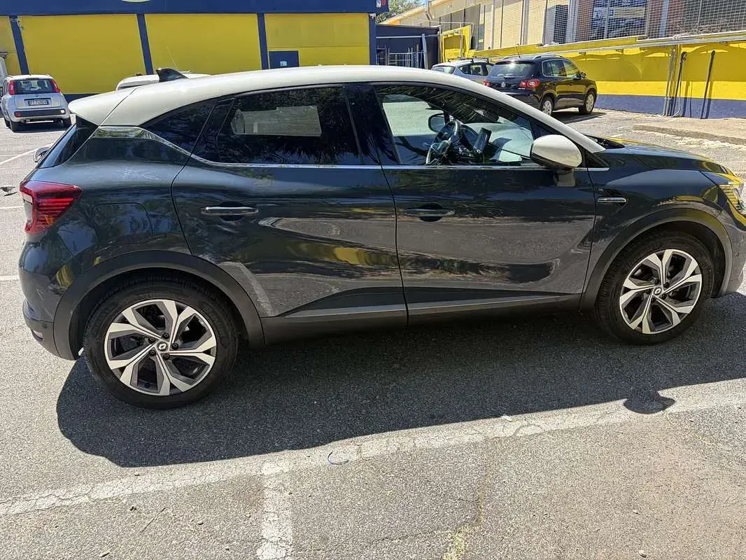 Usata Renault Captur RS Line 94 CV (69 kW) 2022 SUV
