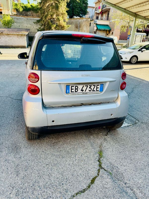 Grigio Usata 2010 Smart ForTwo Coupé Coupé | 4100 € (Ottimo prezzo) - Immagine 1/4