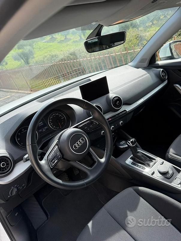 Usata Audi Q2 Business 116 CV (85 kW) 2023 Bianco SUV