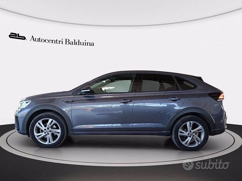 Usata VW Taigo R-line 110 CV (80 kW) 2022 Smoky grey metalizzato SUV