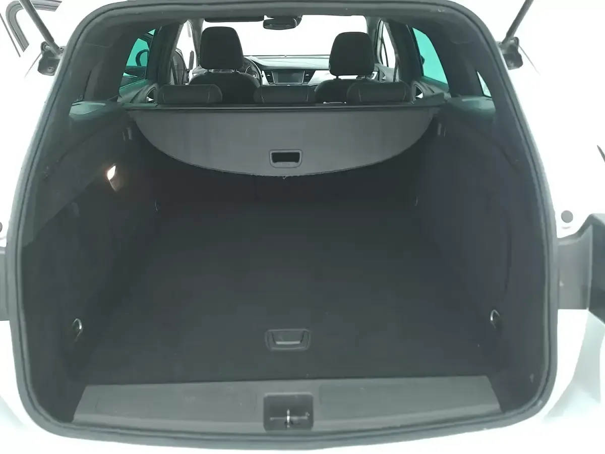 Usata Opel Astra Business Elegance 122 CV (89 kW) 2020 Argentoargento Station wagon
